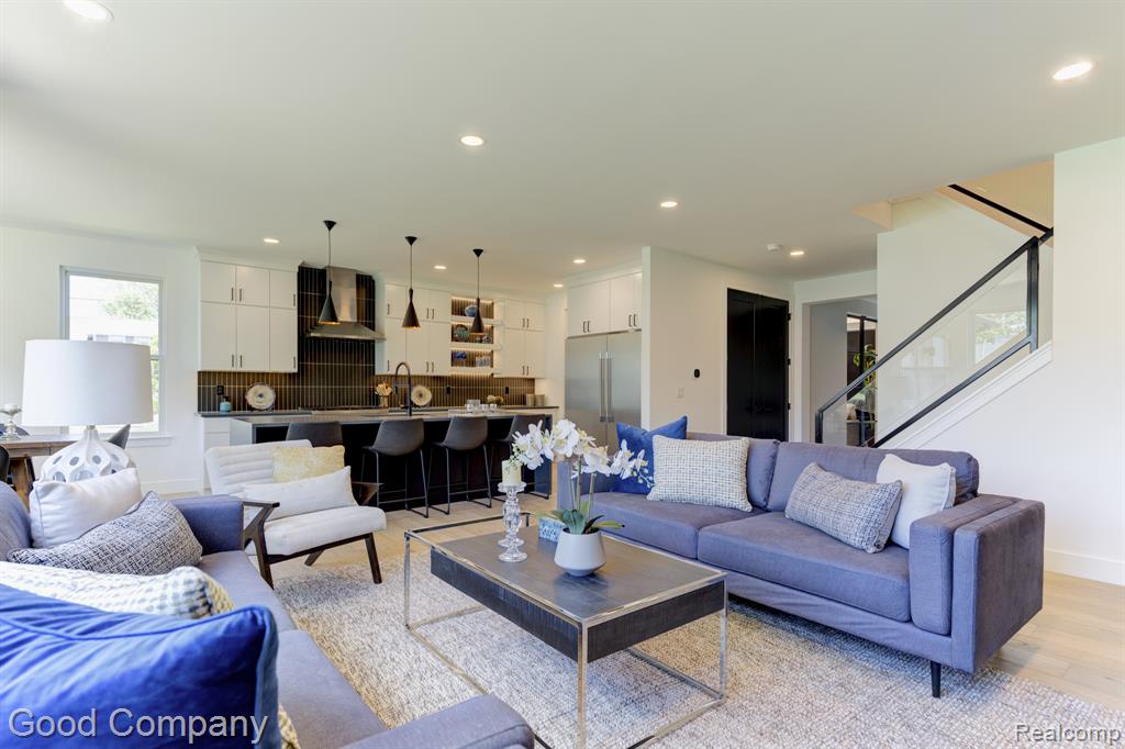 804 Irving Avenue, Royal Oak, MI 48067 — Photo 19