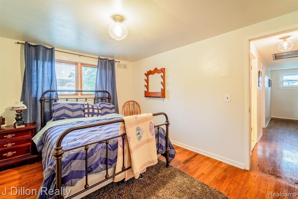 43682 LOMBARDY Drive, Canton, MI 48187 — Photo 45
