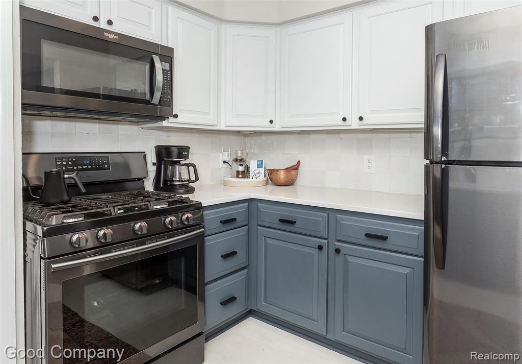 920 W Windemere Avenue, Royal Oak, MI 48073 — Photo 12