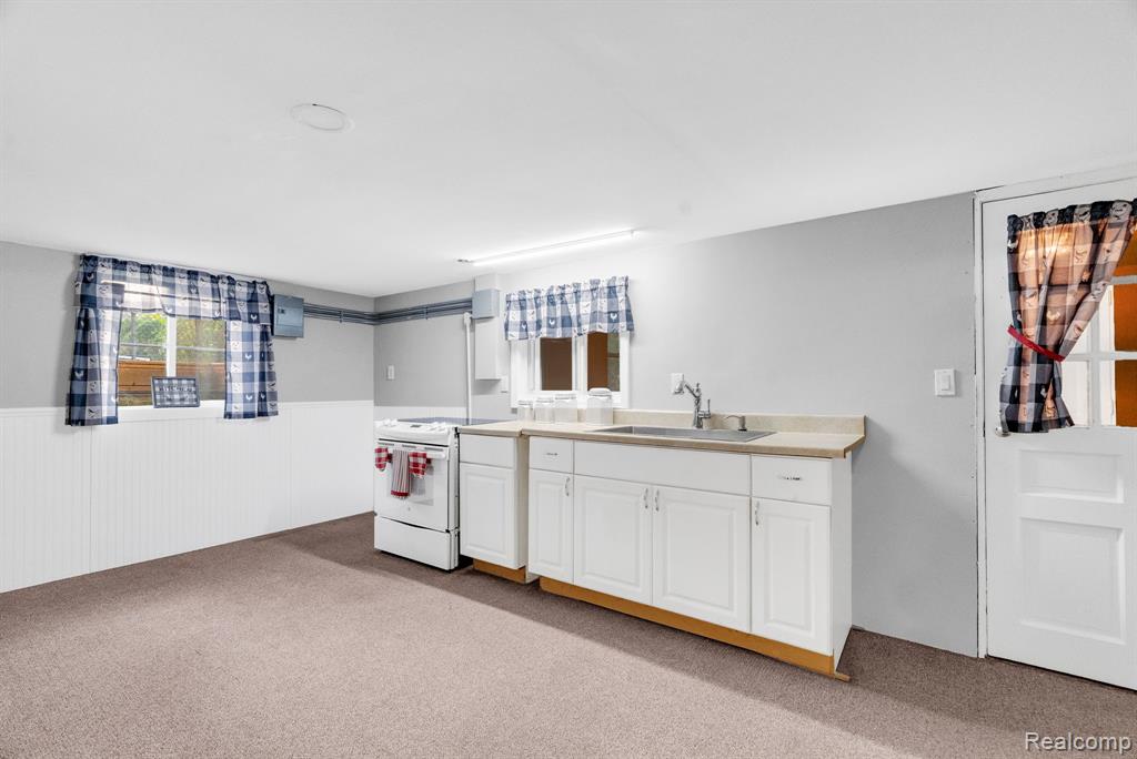 7277 Elmwood Road, Lexington, MI 48450 — Photo 39