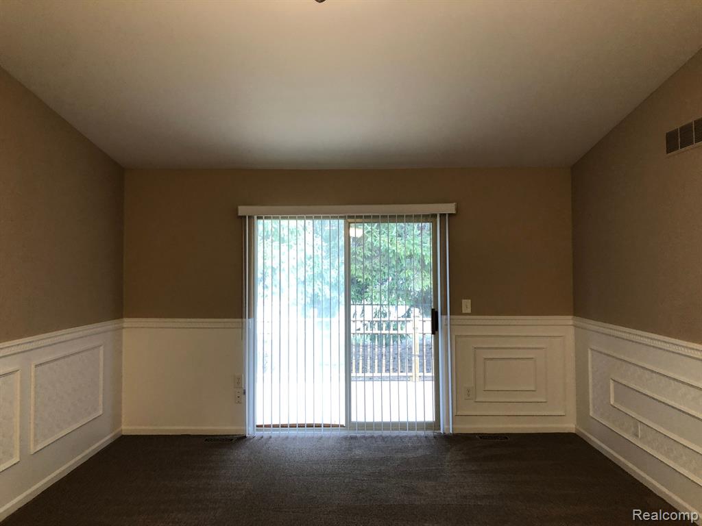 4031 HEATHERWOOD, Warren, MI 48092 — Photo 3
