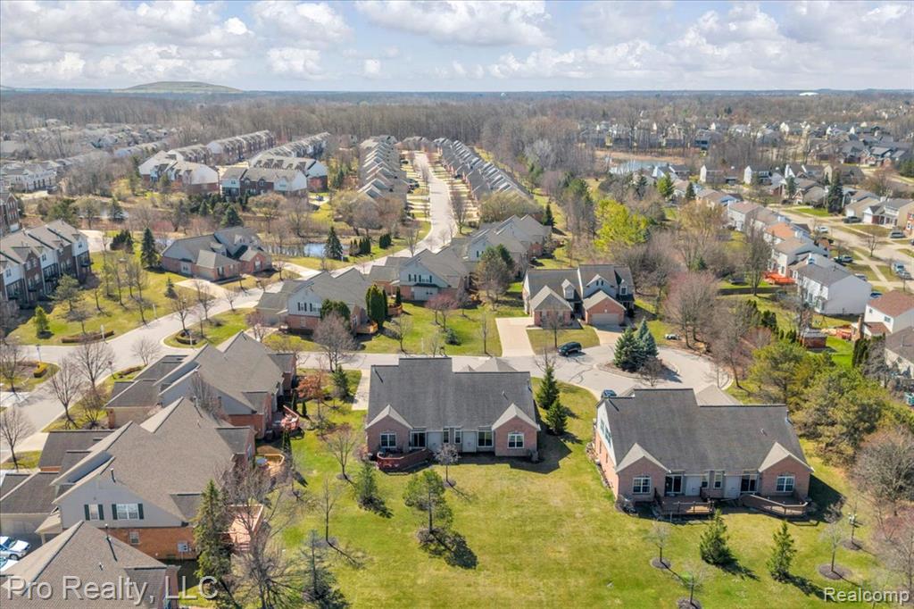 43880 Cherry Grove Court W, Canton, MI 48188 — Photo 32