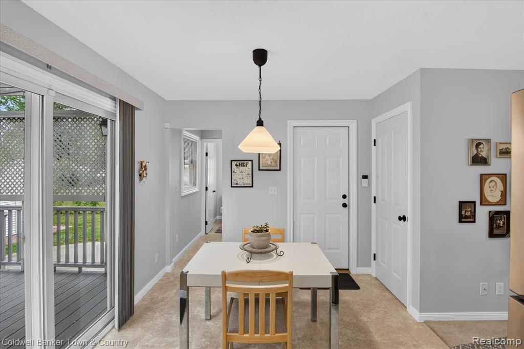 5619 Dogwood Street, Jackson, MI 49201 — Photo 17