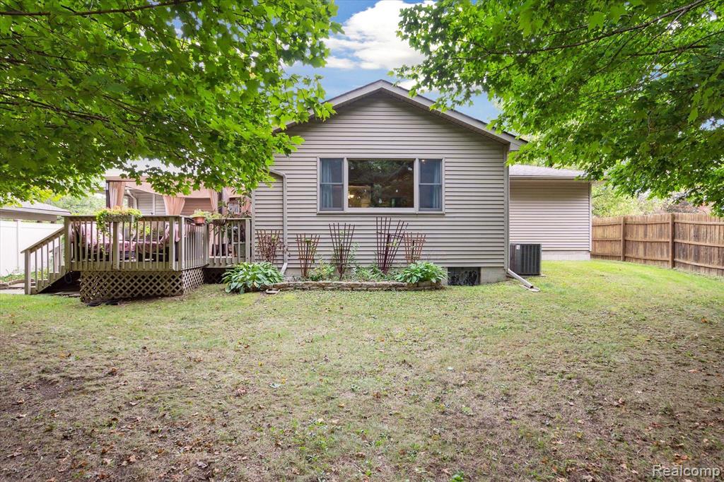 9940 MARTZ Road, Ypsilanti, MI 48197 — Photo 36