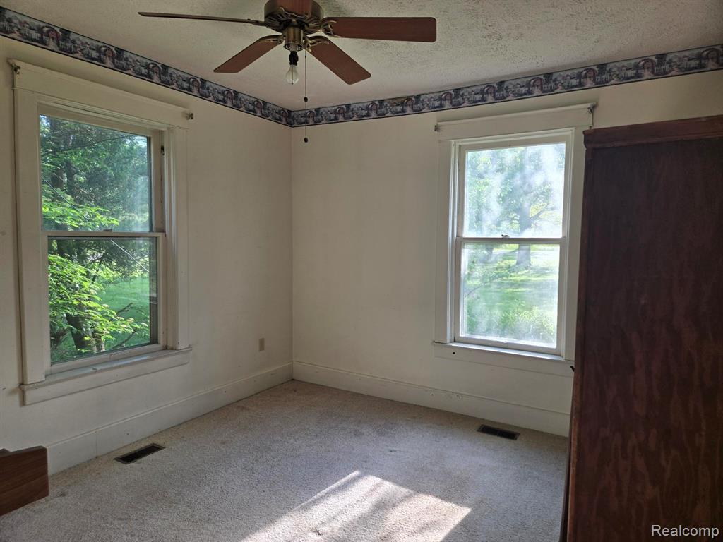 812 Academy Road, Holly, MI 48442 — Photo 14