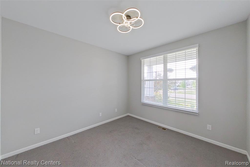 58180 Jonagold Lane, New Hudson, MI 48165 — Photo 43
