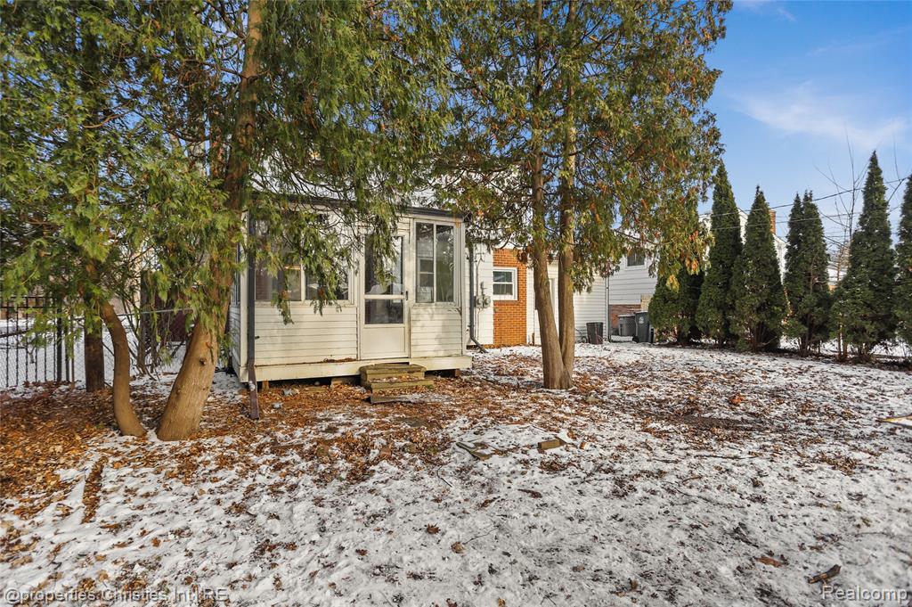 615 W 13 Mile Road, Royal Oak, MI 48073 — Photo 31