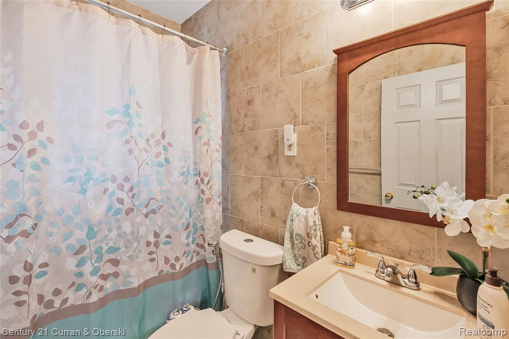 7013 Payne Avenue, Dearborn, MI 48126 — Photo 16
