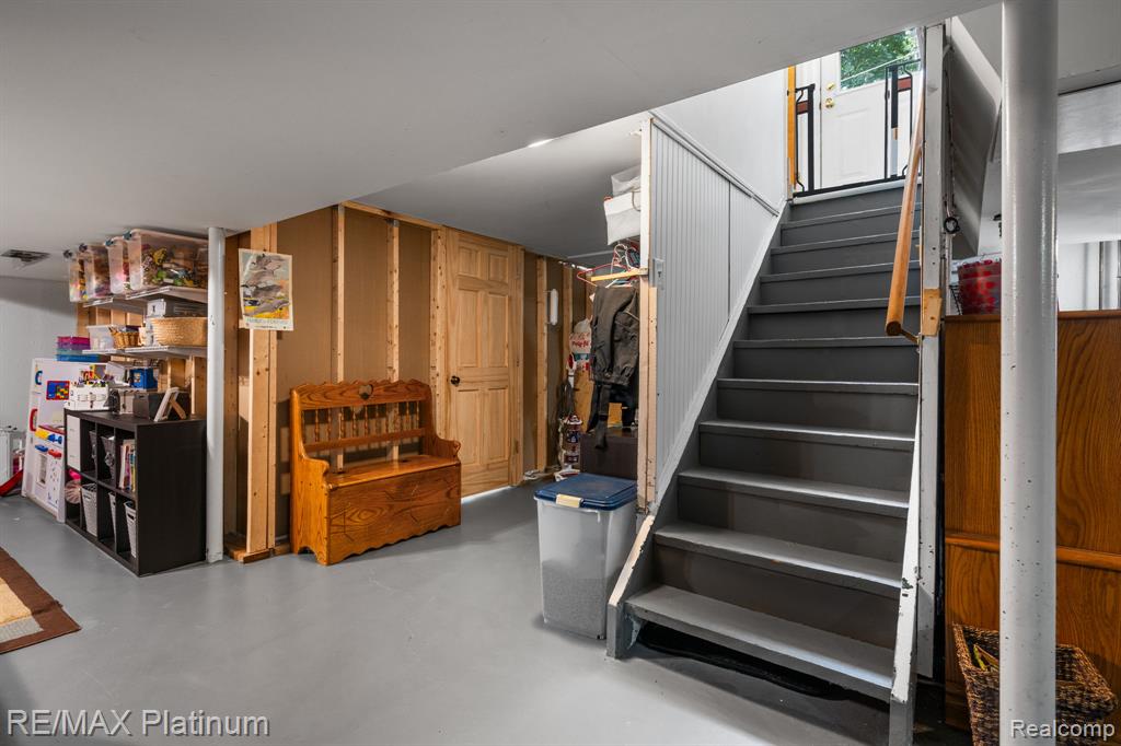 6 Salem Court, Ann Arbor, MI 48104 — Photo 25