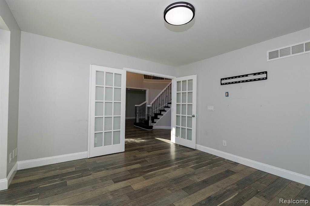 43211 Coralbean Ct Court, Sterling Heights, MI 48314 — Photo 14