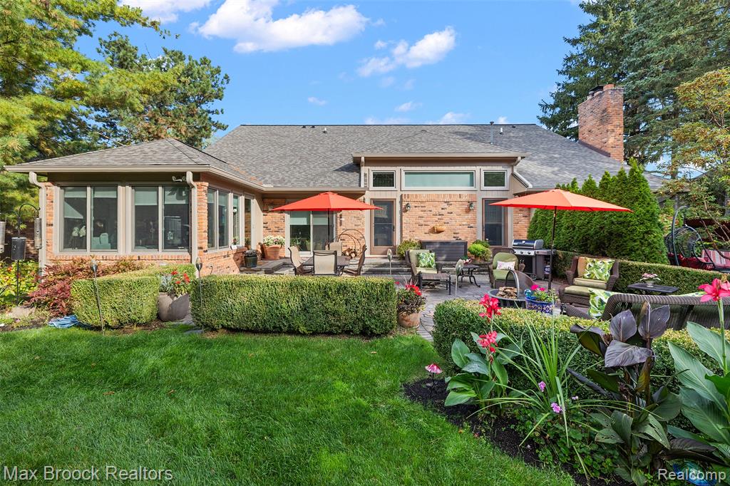 3673 York Court, Bloomfield Hills, MI 48301 — Photo 21
