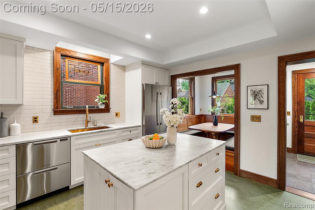 26329 York Road, Huntington Woods, MI — Photo 17