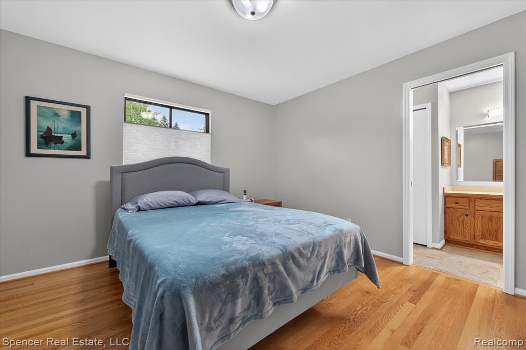 5988 Waldon Road, Clarkston, MI — Photo 21