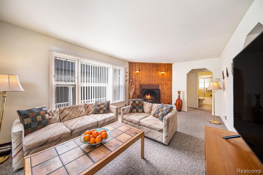 924 Woodlawn Avenue, Ann Arbor, MI 48104 — Photo 3