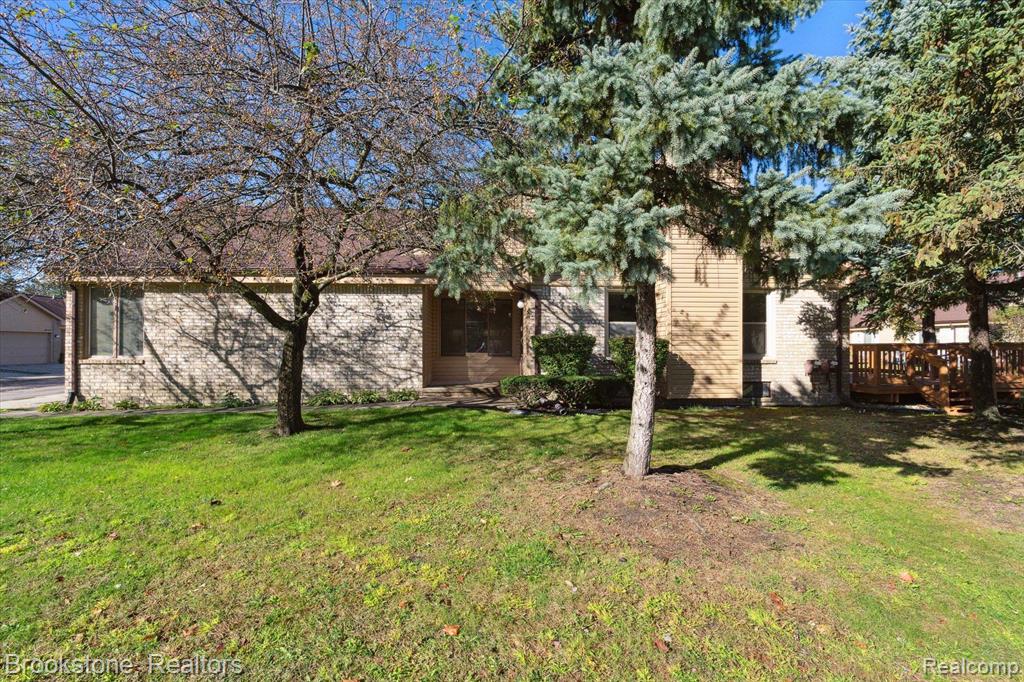 41424 AMBERCREST Drive, Sterling Heights, MI 48314 — Photo 3