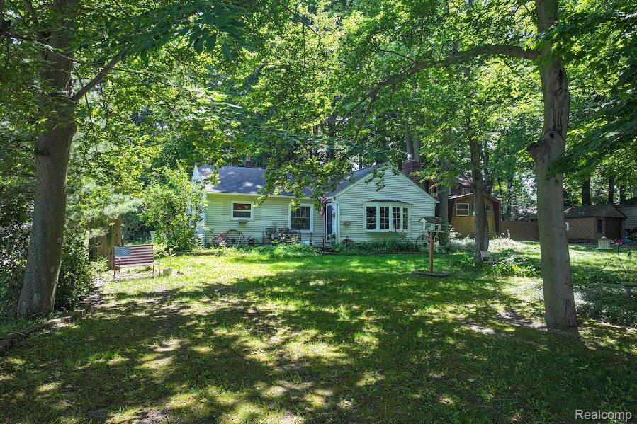 580 N Almont Avenue, Imlay City, MI 48444 — Photo 8