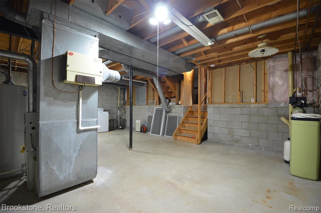 7244 Chapel View Drive, Clarkston, MI — Photo 26