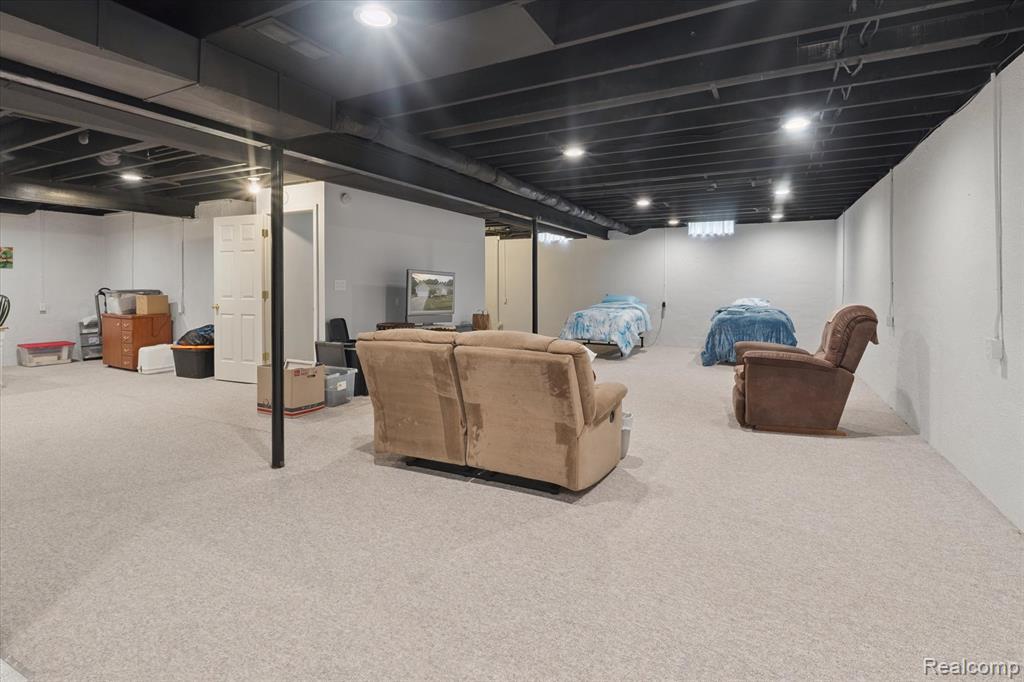 5128 Sandalwood Circle, Grand Blanc, MI 48439 — Photo 21