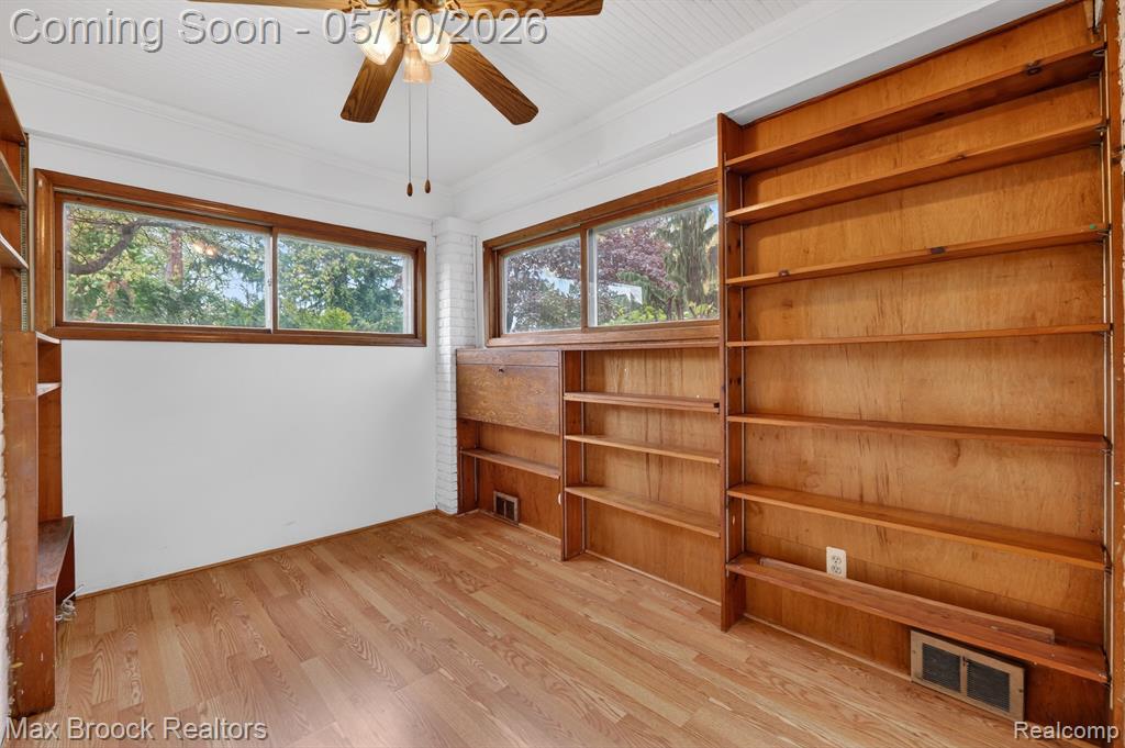 642 W Maplehurst Street, Ferndale, MI 48220 — Photo 11