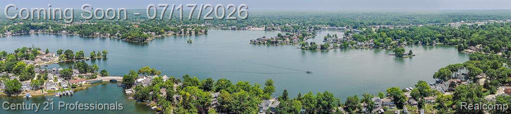 420 Bellevue Avenue, Lake Orion, MI 48362 — Photo 27