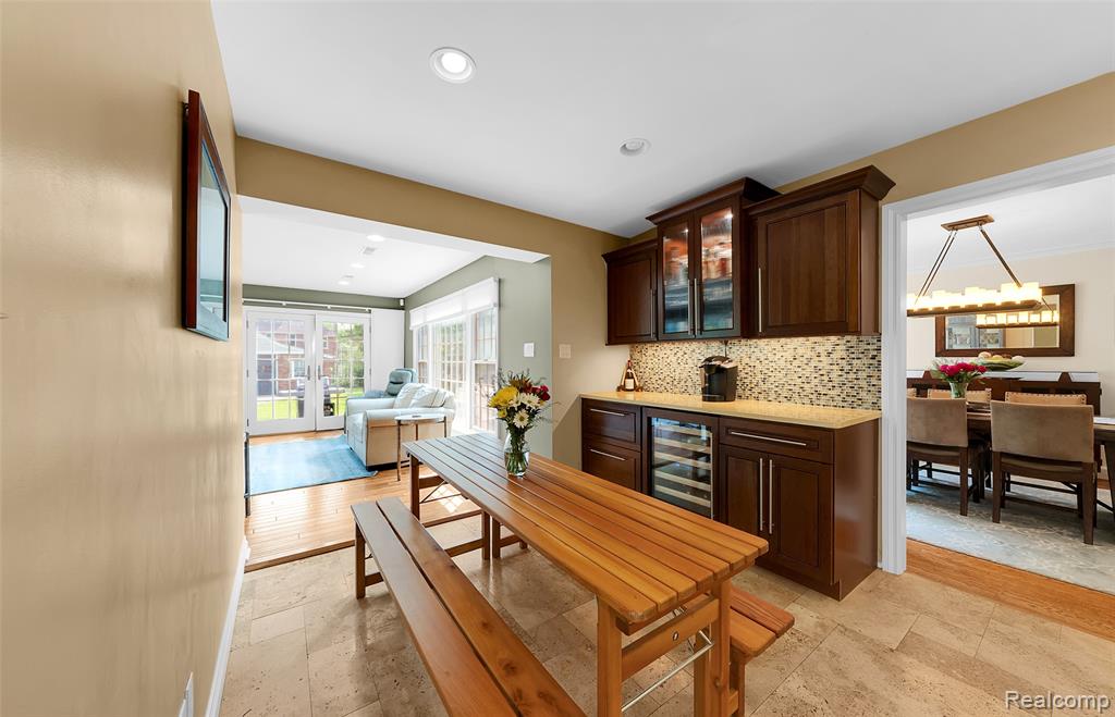 828 Westchester Road, Grosse Pointe Park, MI 48230 — Photo 9
