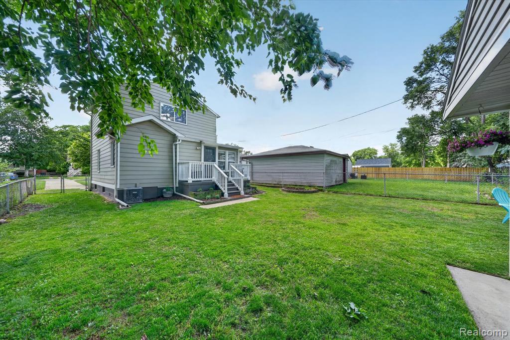 629 Bowers Street, Clawson, MI — Photo 34