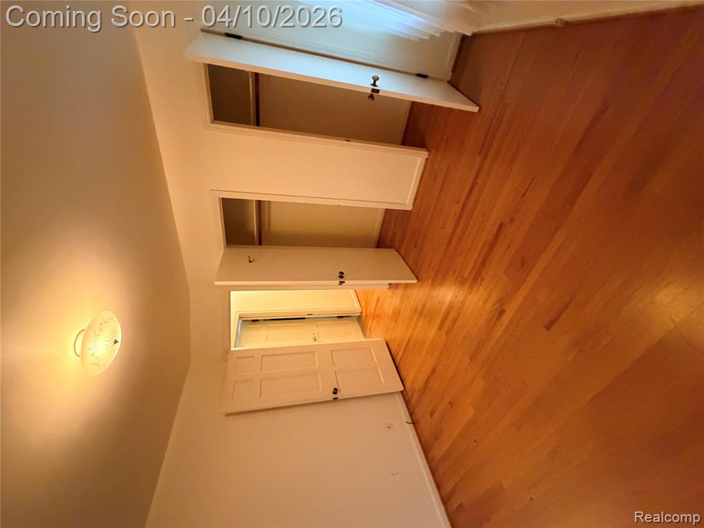 65 Hampton Road, Grosse Pointe Shores, MI 48236 — Photo 8
