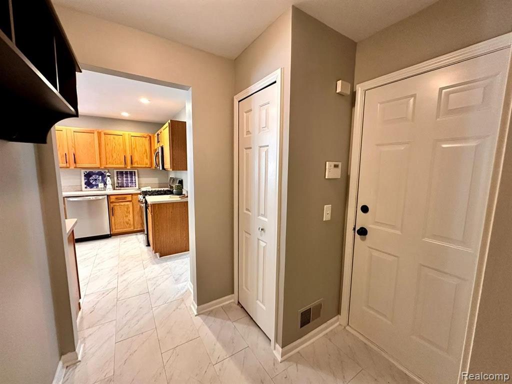 8676 W WALDEN Drive, Van Buren, MI 48111 — Photo 39