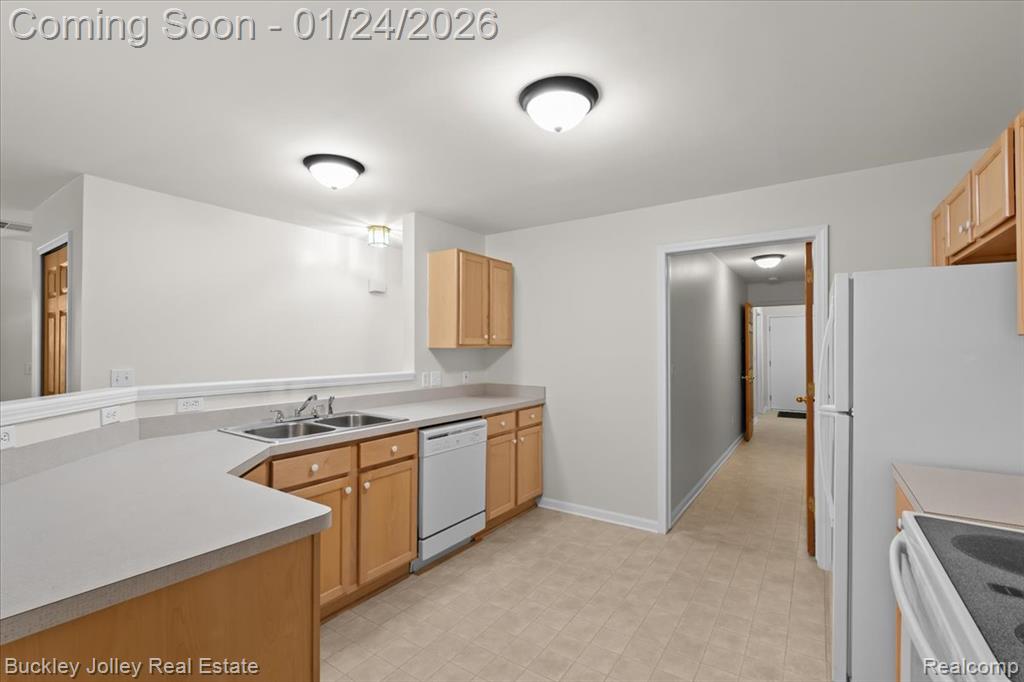 4030 Kirkway Court, 125, Howell, MI 48843 — Photo 17