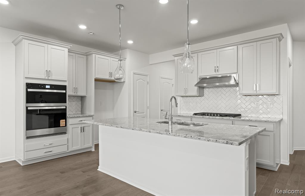 5684 Corgi Drive, Ann Arbor, MI 48108 — Photo 12