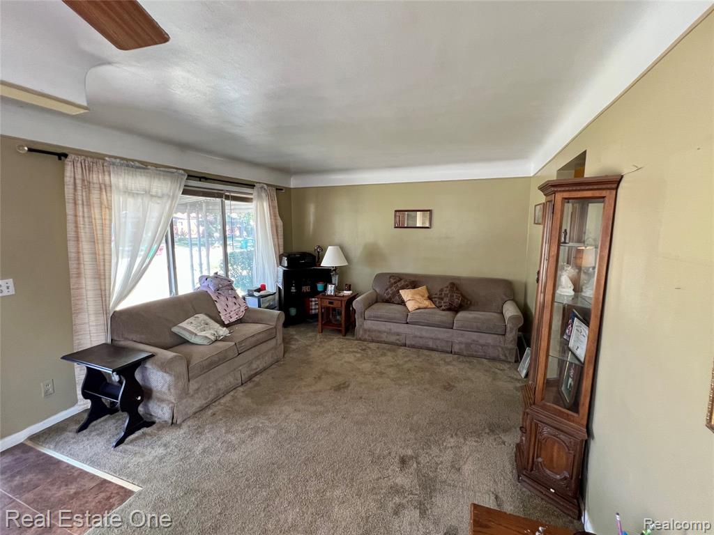 6130 Belton Street, Garden City, MI — Photo 10