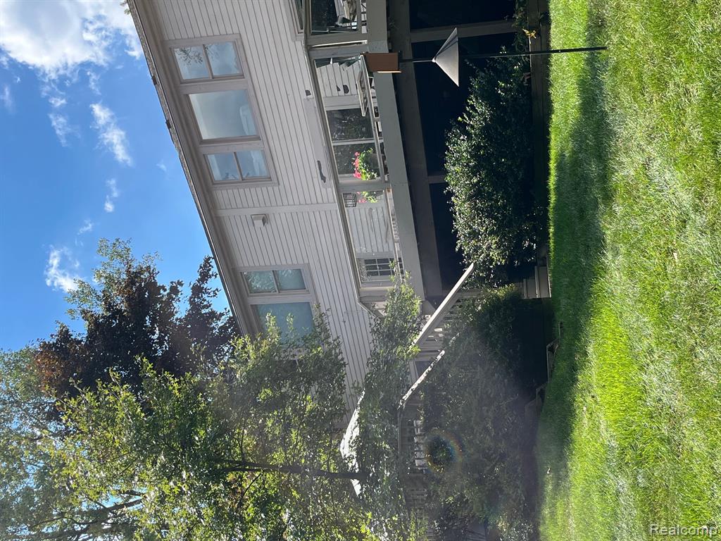 2888 Parkway Place, Hartland, MI 48353 — Photo 18