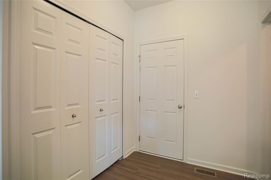 20776 Wexford Drive, Macomb, MI 48044 — Photo 43