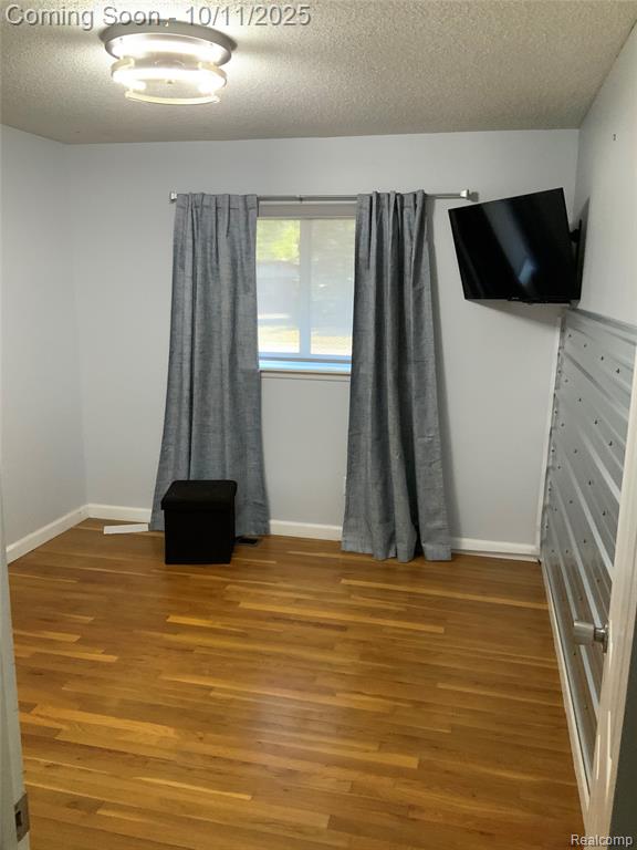 9130 E Bassett Court, Livonia, MI 48150 — Photo 12