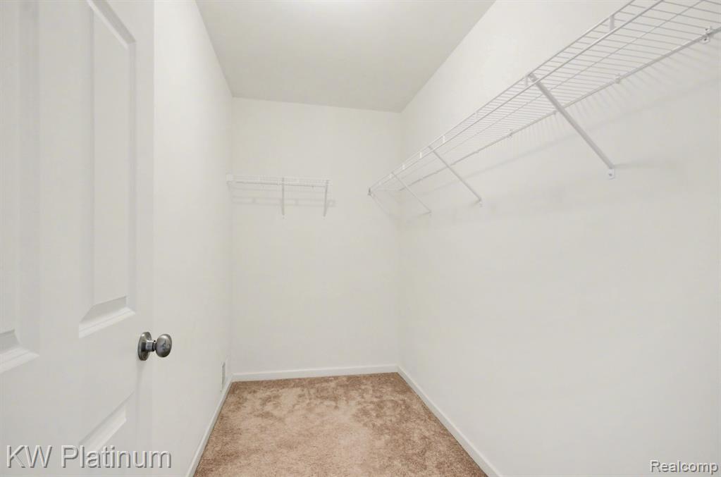 55321 Demaret Drive, Macomb, MI 48042 — Photo 24