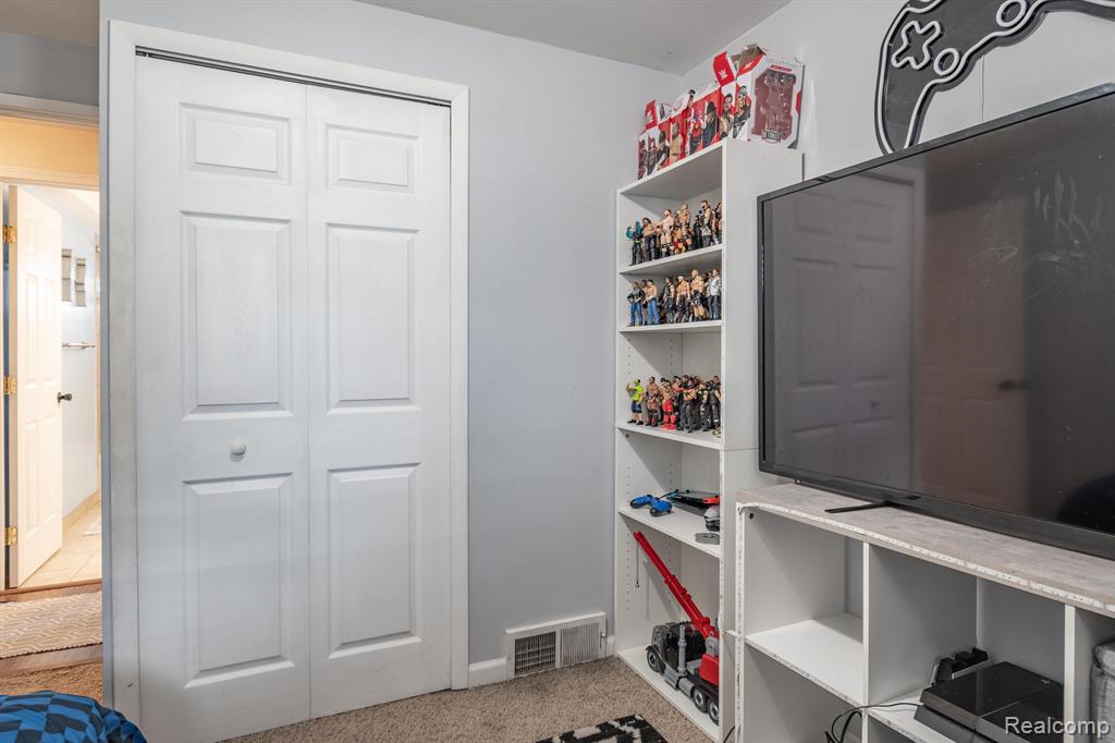 39464 CATHER Street, Canton, MI 48187 — Photo 25