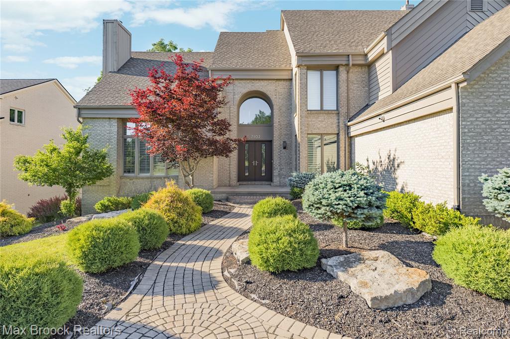 7102 Alta Vista Drive, West Bloomfield, MI — Photo 7