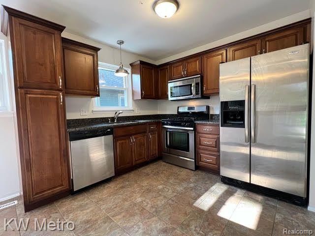 823 E 5TH Street, Royal Oak, MI 48067 — Photo 5