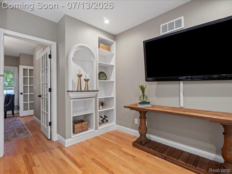 6420 Commerce Road, West Bloomfield, MI 48324 — Photo 6