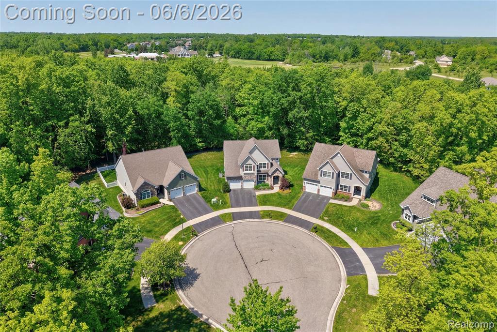 10242 Beacon Court, Grand Blanc, MI 48439 — Photo 3