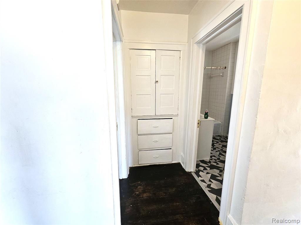 9419 Ravenswood Street, Detroit, MI 48204 — Photo 20