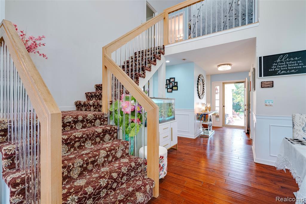 43730 Algonquin Drive, Novi, MI — Photo 6