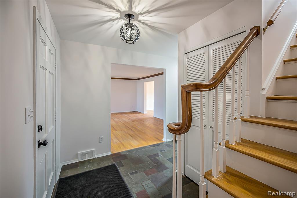 1937 Alhambra Drive, Ann Arbor, MI 48103 — Photo 7