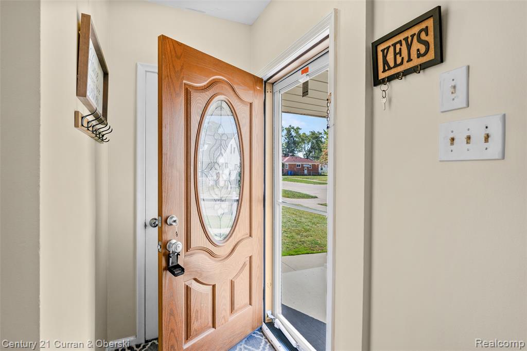 7428 Kingsbury, Dearborn Heights, MI 48127 — Photo 4