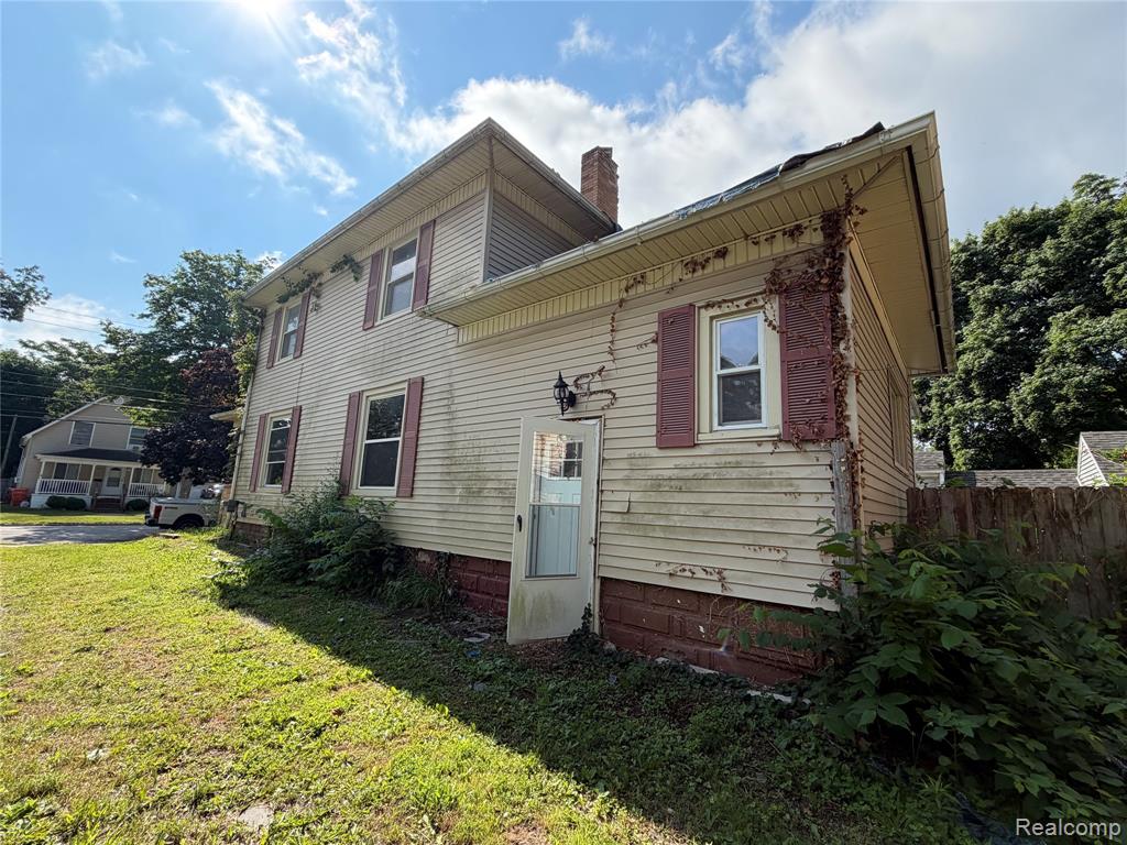 808 Division Street, Owosso, MI 48867 — Photo 4
