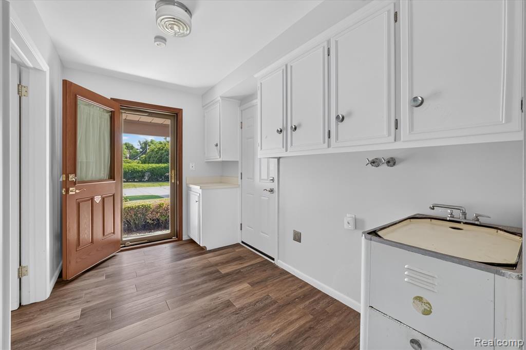 3 Shorecrest Circle, Grosse Pointe, MI 48236 — Photo 25