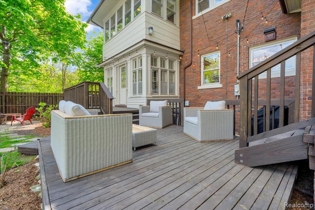 658 Longfellow Street, Detroit, MI 48202 — Photo 66