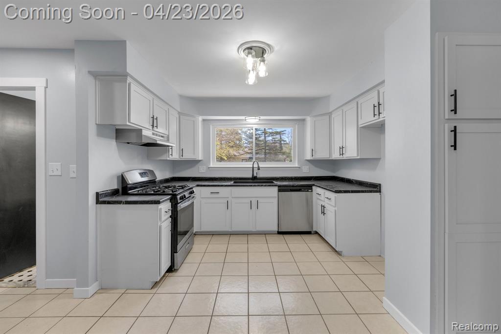 26211 Ross Street, Inkster, MI 48141 — Photo 9