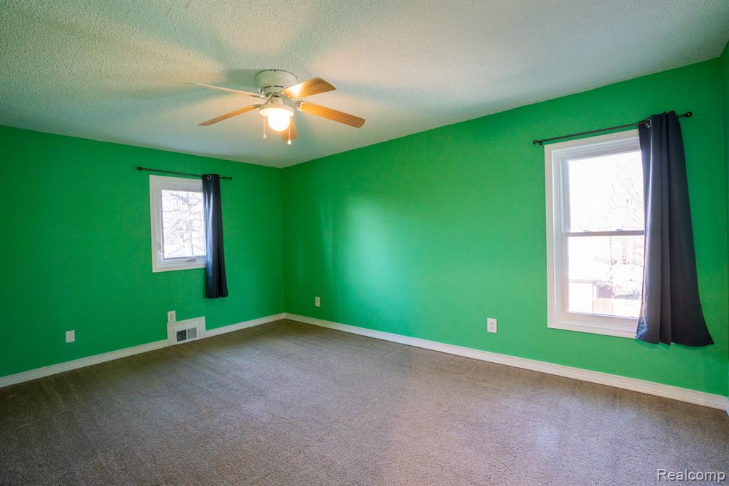 4205 Harding Street, Dearborn Heights, MI 48125 — Photo 26