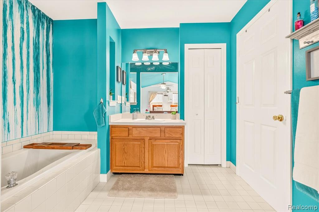 14642 Wildbrook Drive, Belleville, MI 48111 — Photo 51